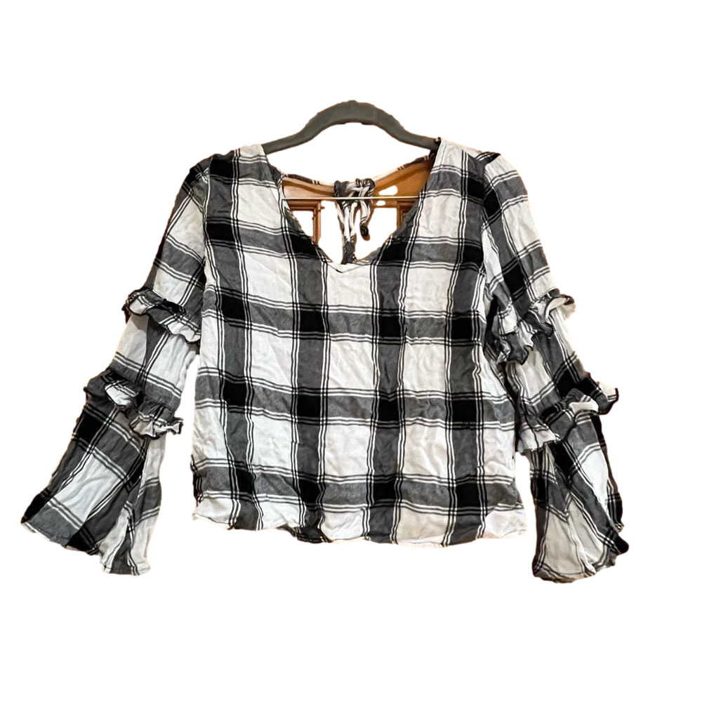 Dizzy Lizzy Plaid Crop Top with Ruffle Sleeves women’s top